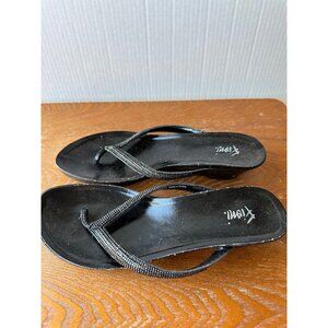 Fioni Black Women's Rhinestone-Embellished Flip Flop Sandals  Black  Size 8.5
